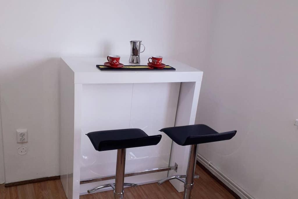 Aldine Comfort : Entire Apartment With 2 Bedrooms Sibiu Exterior photo