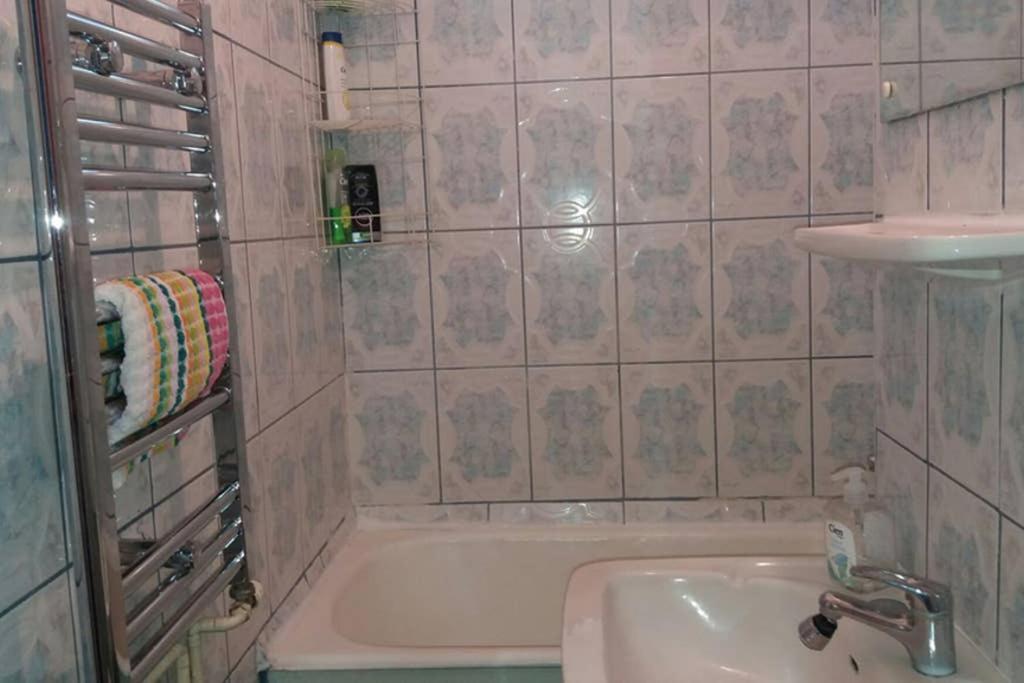 Aldine Comfort : Entire Apartment With 2 Bedrooms Sibiu Exterior photo